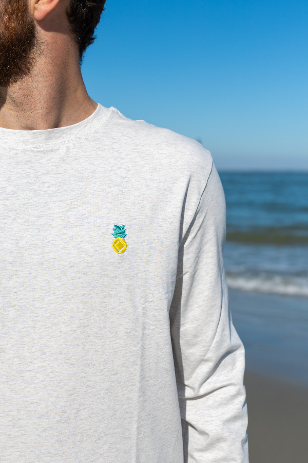 THE COMFORT TEE - LONG SLEEVE - LIGHT HEATHER GREY
