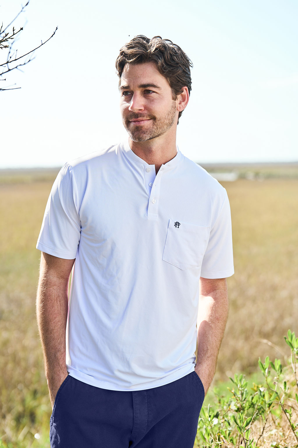 The Buck Henley | White