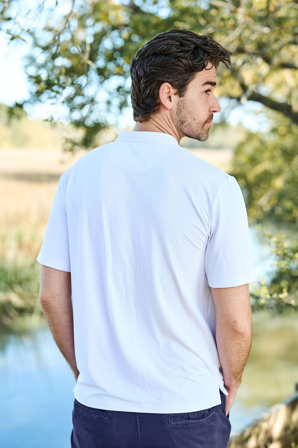 The Buck Henley | White
